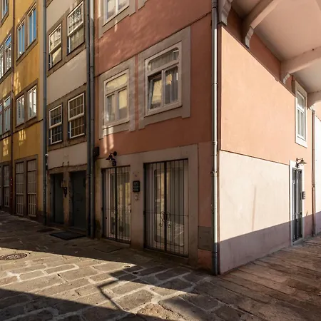 Апартаменты Premium River View I *