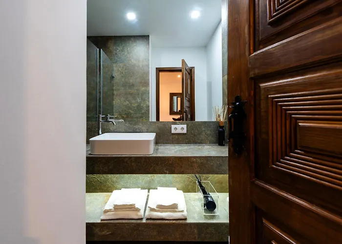 Premium River View I *